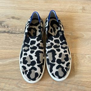 Rothy’s • The Original Slip On Sneaker • desert cat Leopard • 8.5